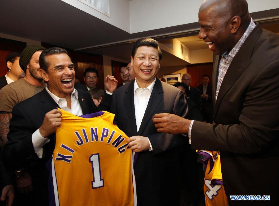 Chinese VP watches NBA basketball game in U.S.