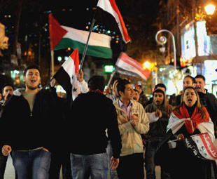 Mass rally against new draft consitution in Syria