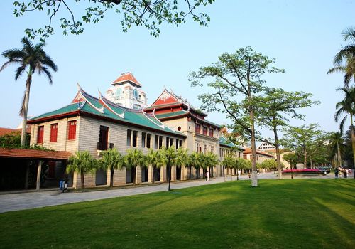 Xiamen University, one of the 'Top 25 Chinese universities 2012-2013: RCCSE' by China.org.cn. 
