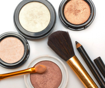 Some international brands of cosmetics contain toxic heavy metals, researcers said. [File photo]