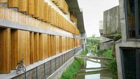 The roof of this complex at the China Academy of Art was covered with two million tiles salvaged from demolished houses. [Agencies]