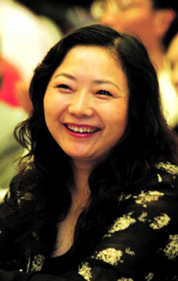 Wu Yajun and family, one of the &apos;Top 10 richest people in China 2012&apos; by China.org.cn.