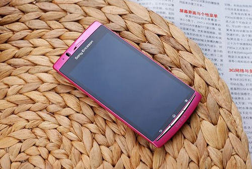 Sony Ericsson Xperia Arc S(LT18i), one of the 'top 10 best-selling cell phones in Asia' by China.org.cn.