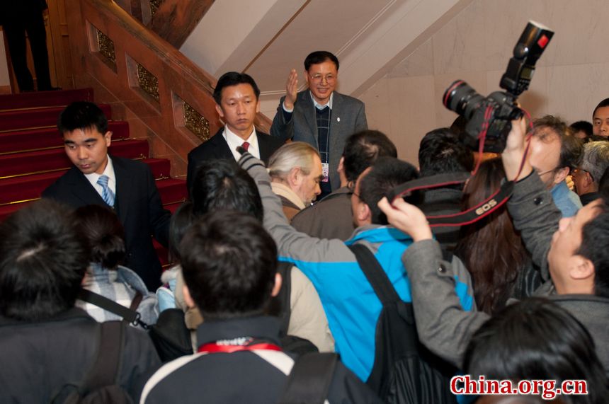 More than two hundred journalists from both national and international media have been barred from entering the panel discussion of the Chongqing Municipality’s delegation to the 11th National People’s Congress (NPC), on Friday morning, at the Great Hall of the People in Beijing. [China.org.cn]