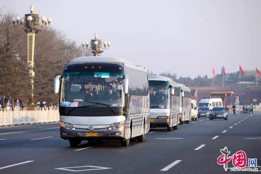 Delegates leave for the Great Hall of the People. The 11th National Committee of the Chinese People's Political Consultative Conference (CPPCC), China's top political advisory body, concluded its annual session in Beijing Tuesday morning.