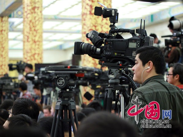 Chinese Premier Wen Jiabao meets the press after the closing meeting of the Fifth Session of the 11th National People's Congress (NPC) at the Great Hall of the People in Beijing, March 14, 2011.