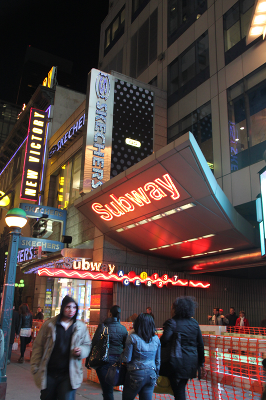 Times Square is a major commercial intersection in Midtown Manhattan, New York City, United States, at the junction of Broadway and Seventh Avenue and stretching from West 42nd to West 47th Streets. [Photo by Li Xiaohua/ China.org.cn]