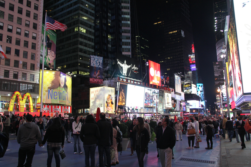 Times Square is a major commercial intersection in Midtown Manhattan, New York City, United States, at the junction of Broadway and Seventh Avenue and stretching from West 42nd to West 47th Streets. [Photo by Li Xiaohua/ China.org.cn]