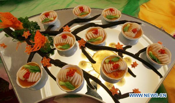 File photo taken on Sept 26, 2010 shows a kind of Sichuan Cuisine dish in Chengdu, southwest China's Sichuan province. [Photo/Xinhua] 