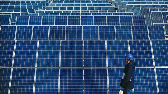 Chinese domestic market for solar panels is growing rapidly. [China Daily] 