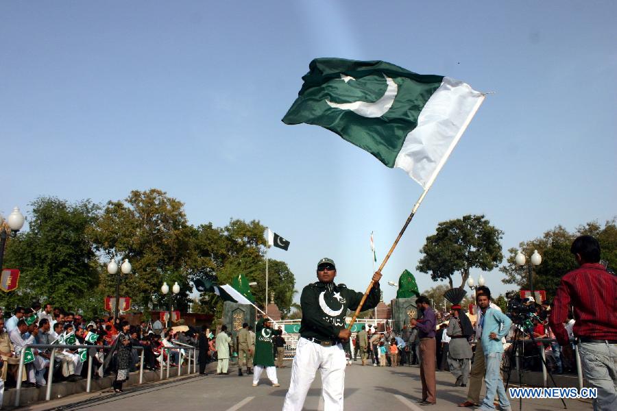 Pakistanis celebrate Pakistan Day