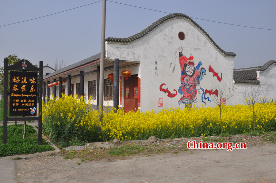 Photo shows the beautiful spring scenery of Nianhua village in Mianzhu City, southwest China's Sichuan Province, Mar. 18, 2012. Mianzhu was one of the worst-hit cities in the devastating 2008 Wenchuan earthquak. [China.org.cn/by Chen Xiangzhao] 