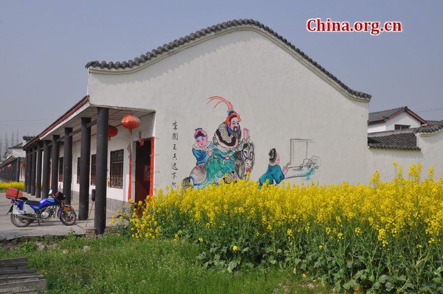 Photo shows the beautiful spring scenery of Nianhua village in Mianzhu City, southwest China's Sichuan Province, Mar. 18, 2012. Mianzhu was one of the worst-hit cities in the devastating 2008 Wenchuan earthquak. [China.org.cn/by Chen Xiangzhao] 