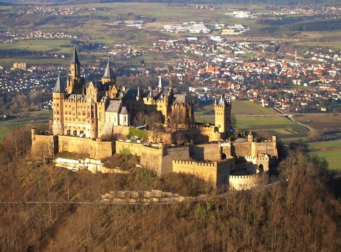 Burg Hohenzollern(Photo: jschina.com.cn) 