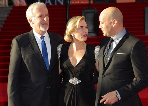 The original Titanic hit Chines...