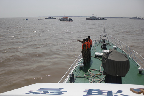 Shanghai sends a team of maritime police to patrol the water around the mouth of the Yangtze River, the section nearby the city. [People's Daily]