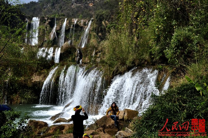 The Jiulong Waterfalls was voted one of the top six most beautiful Chinese waterfalls in a poll by 'Chinese National Geography' magazine in 2005. It is a group of wide waterfalls at ten levels in Luopan County of Yunnan Province. The view of the falls varies level by level and they are connected with each other by shoals or pools, creating a fantasy world of water.