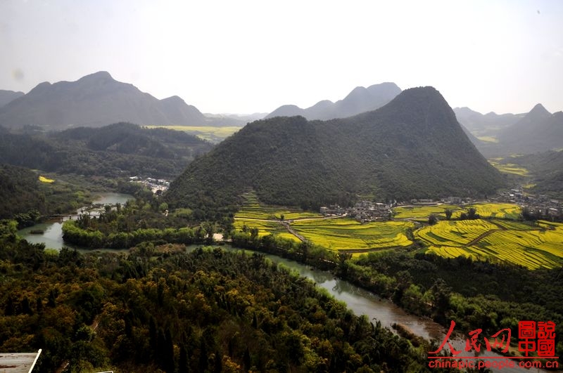 The Jiulong Waterfalls was voted one of the top six most beautiful Chinese waterfalls in a poll by 'Chinese National Geography' magazine in 2005. It is a group of wide waterfalls at ten levels in Luopan County of Yunnan Province. The view of the falls varies level by level and they are connected with each other by shoals or pools, creating a fantasy world of water.