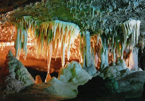 Jiutian Cave in Zibo