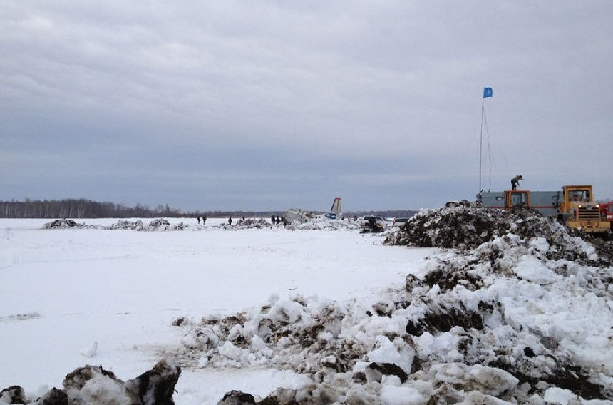 At least 31 people were killed when a passenger plane crashed in Russia&apos;s Siberia region early Monday, emergency authorities said. [China.org.cn]