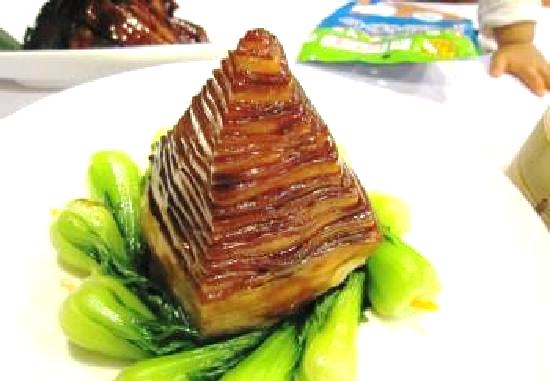 Weizhuang Restaurant, one of the 'Top 50 restaurants in China 2011' by China.org.cn