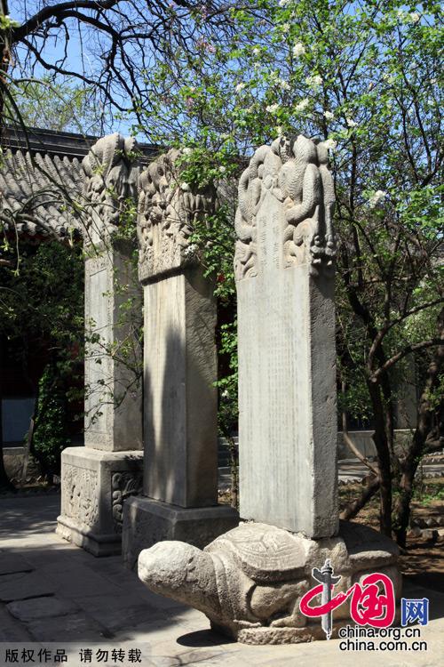 Situated south of Jiaozi Alley outside Xuanwumen, Fayuan Temple is the oldest ancient Buddhist temple in Beijing. It also houses the China Buddhist Association, the China Buddhism Institution and the China Buddhism Library and Relic Center, thus serving as an important venue for nurturing young monks and Buddhist research. [China.org.cn]