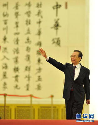 Chinese Premier Wen Jiabao meets the press after the closing meeting of the Fifth Session of the 11th National People's Congress (NPC) at the Great Hall of the People in Beijing, March 14, 2012.