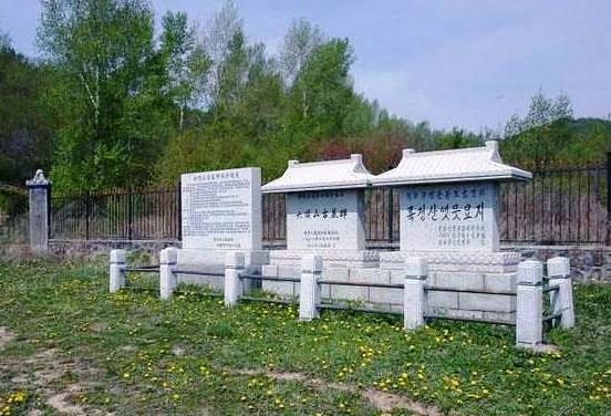 Ancient Tombs on Liuding Mountain is located on the south slope of Liuding Mountain, 5 km to the south of Dunhua City in Jilin Province.
