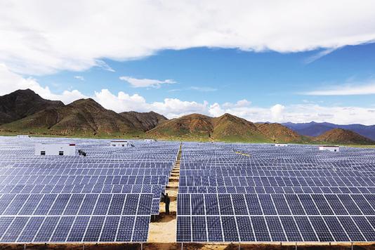 Xigaze, the second-largest city in China's Tibet is building a leading solar photovoltaic power generation base. [File photo]