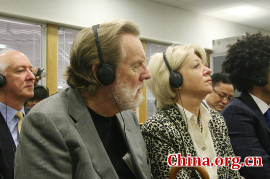 American futurist John Naisbitt (left) and his wife, Doris, attend the publication press conference of Zhao Qizheng's book launch ceremony at Piccadilly Room of Earls Court Exhibition Hall on April 17, 2012.