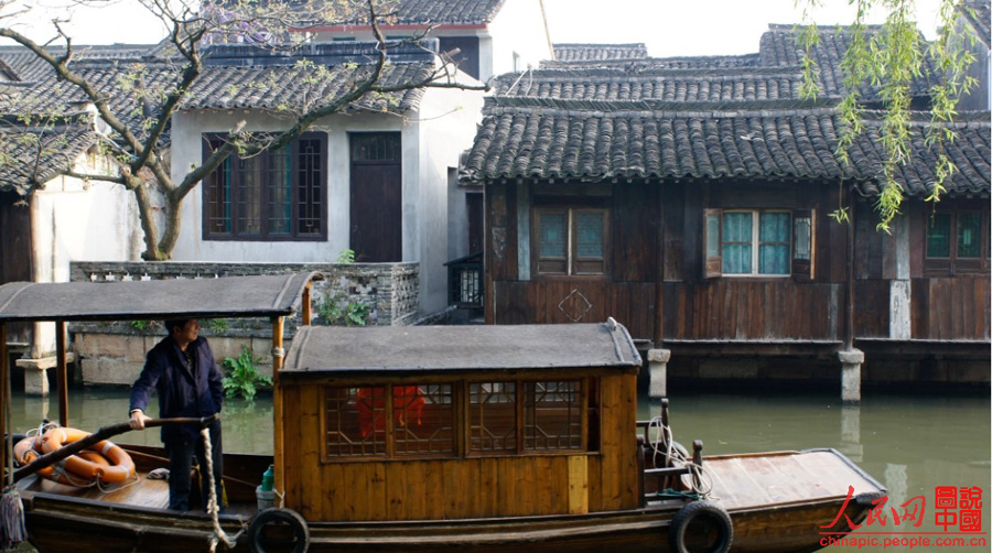 With a history of 1,200-year, Wuzhen is about one hour's drive from Hangzhou,the capital of Zhejiang Province.The small town is famous for the ancient buildings and old town layout, where bridges of all sizes cross the streams winding through the town. 