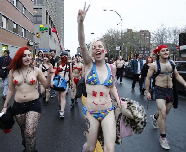 Students march against tuition hikes during a protest in downtown Montreal, Quebec, May 3, 2012. [Photo/Agencies] 