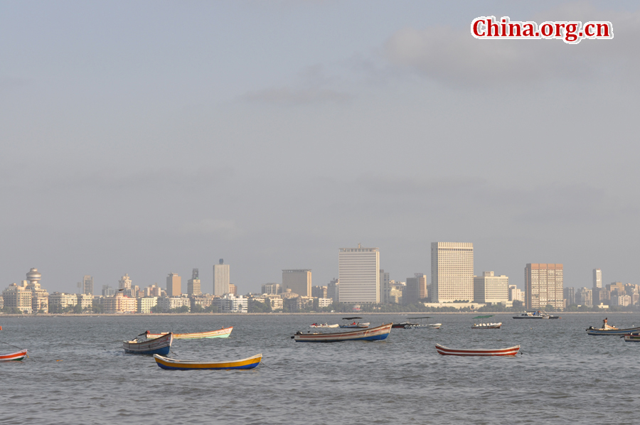 Photo taken on April 29 shows the beaches in Mumbai, India. Mumbai, the capital city of Maharashtra, boasts of some most famous beaches in India. 