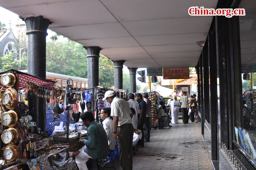 Photo taken on April 29 shows the street view of Mumbai, India. Mumbai is the capital of the Indian state of Maharashtra. It is the most populous city in India, and the fourth most populous city in the world. [China.org.cn/by Chen Chao and Huang Shan]