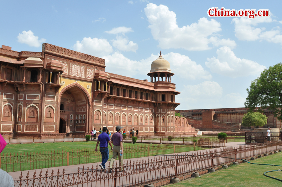 Photo taken on April 22 shows the view of Red Fort, a magnificent 17th-century red stone structure in Delhi where mutinous soldiers proclaimed the frail Mughal Emperor Bahadur Shah Zafar as ruler of India in May 1857.