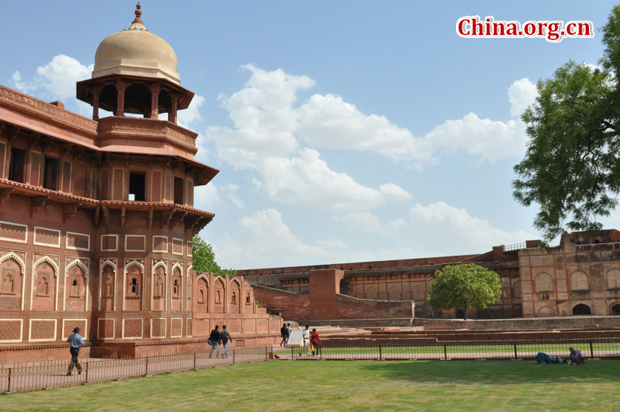 Photo taken on April 22 shows the view of Red Fort, a magnificent 17th-century red stone structure in Delhi where mutinous soldiers proclaimed the frail Mughal Emperor Bahadur Shah Zafar as ruler of India in May 1857.