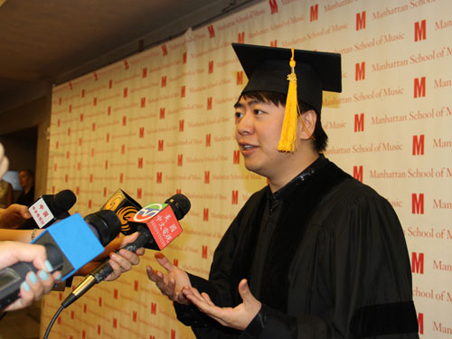 Pianist Lang Lang awarded with honorary doctorate