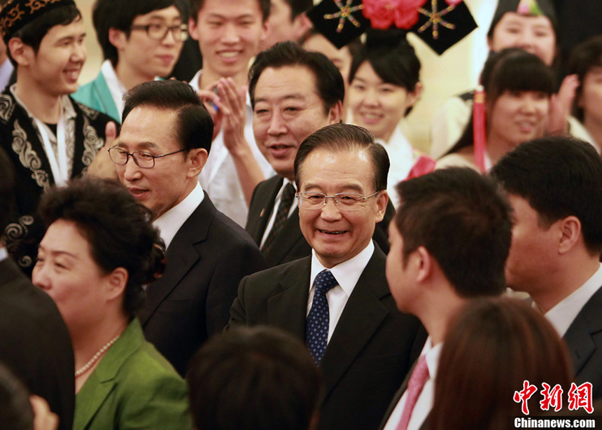 Chinese Premier Wen Jiabao, President of the Republic of Korea (ROK) Lee Myung-bak and Japanese Prime Minister Yoshihiko Noda attend the launching ceremony of the &apos;CAMPUS ASIA&apos; in Beijing on May 13, 2012. 