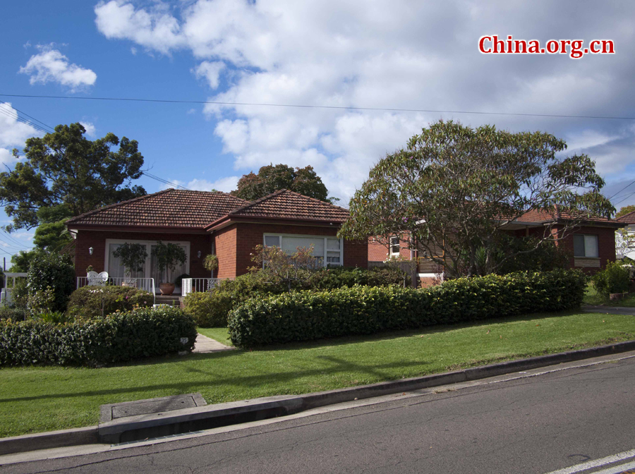 Suburbs of Sydney are composed of delicate houses, stretches of grassland and quietness. [China.org.cn/by Zhang Tingting]