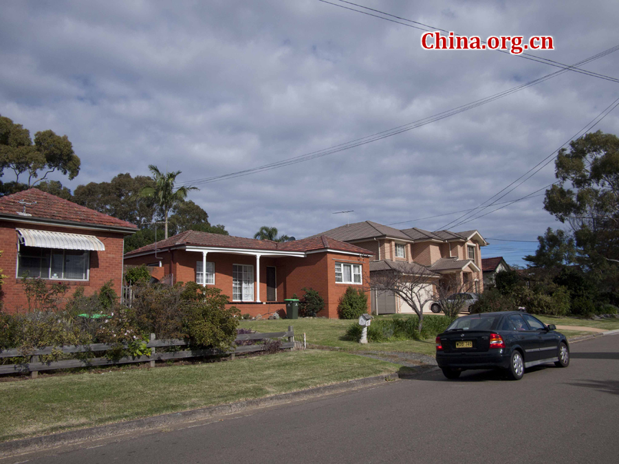 Suburbs of Sydney are composed of delicate houses, stretches of grassland and quietness. [China.org.cn/by Zhang Tingting]