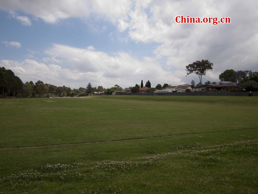 Suburbs of Sydney are composed of delicate houses, stretches of grassland and quietness. [China.org.cn/by Zhang Tingting]