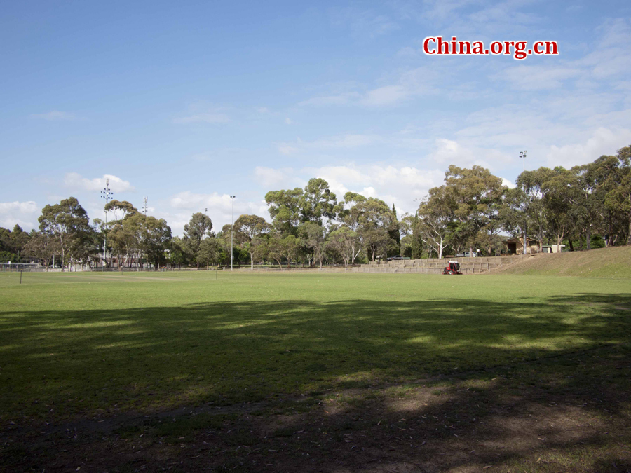 Suburbs of Sydney are composed of delicate houses, stretches of grassland and quietness. [China.org.cn/by Zhang Tingting]