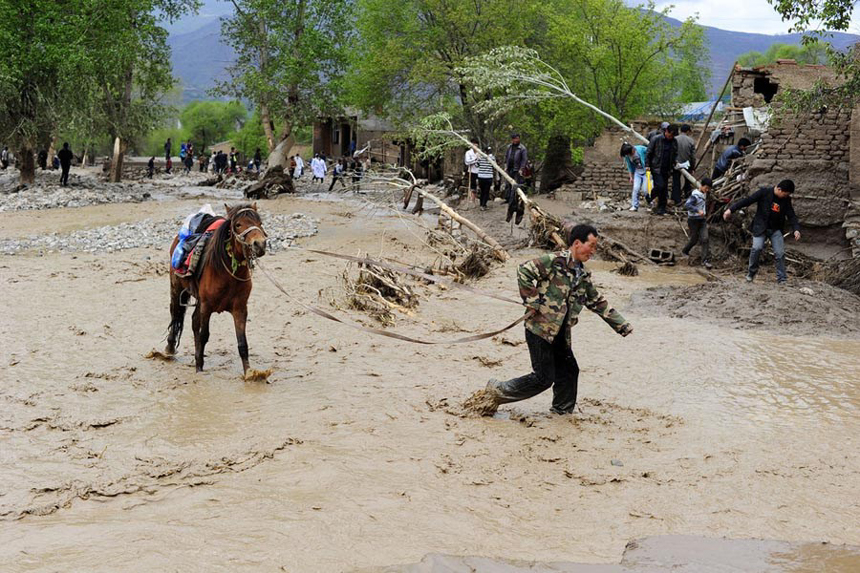 Authorities in northwest China have reported 53 deaths and 18 people missing as of 4 p.m. Monday as a result of hail and torrential rains that battered two mountainous counties in the region last week. [Xinhua photo]