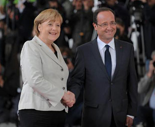 Merkel, Hollande agree to push for growth
