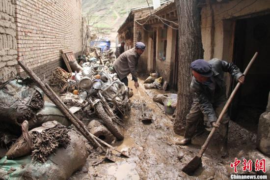 The storms and ensuing flash floods iand landslides affected 358,000 people in Minxian of Gansu Province in May, forcing the evacuation of about 30,000 local residents. 