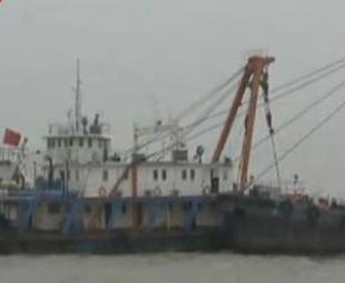 Fuel oil cleanup goes on, reservoirs closed