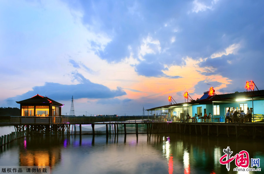 Photo shows the beautiful scenery in Hengxi town, Ningbo city of east China’s Zhejiang province. [China.org.cn]