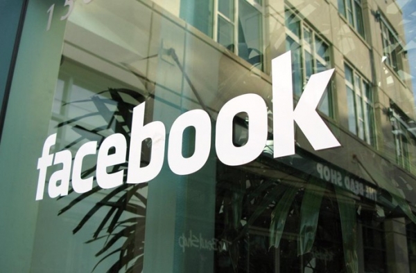 Social networking company Facebook closed at 38.37 dollars per share for its first trading day on the Nasdaq stock market on Friday, up 0.97 percent from its IPO price of 38 dollars.