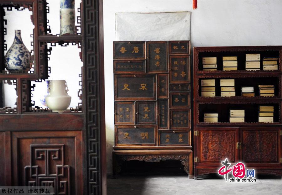 Located in the center of downtown Baoding, the office is a key cultural relic site under State protection. As the nation's only well-preserved provincial government office building of the Qing Dynasty, it has 105 rooms with the distinct features of a northern government office. Built in the Yuan Dynasty (1368-1644), Zhili Provincial Governor's Office served as a government office throughout the Ming and Qing dynasties and the early years of the Republic of China.