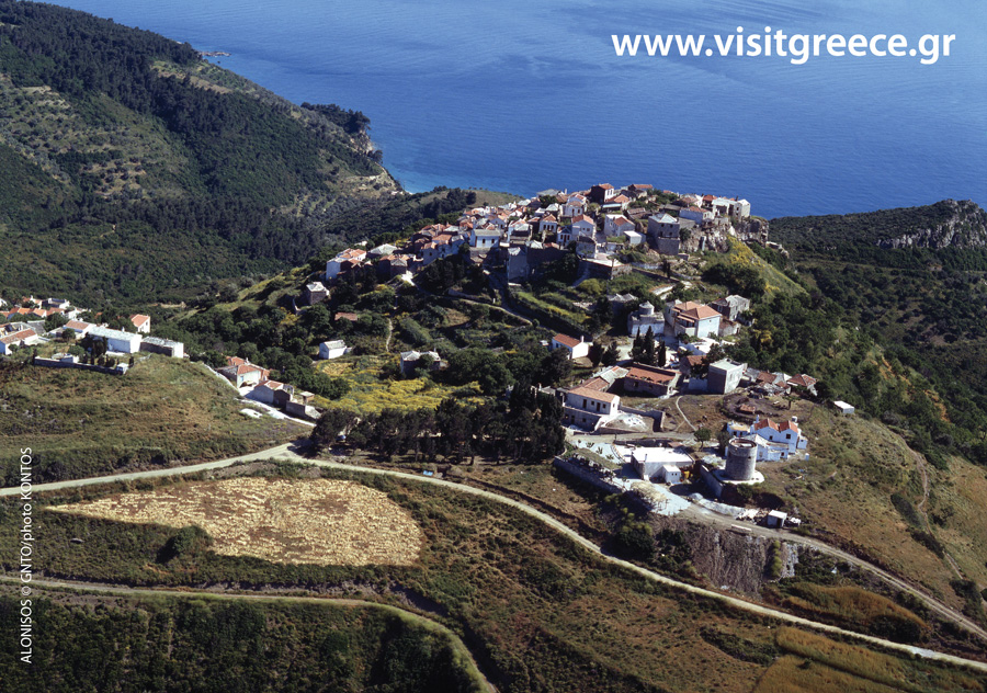 Photo shows the Sporades islands, in the northwest Aegean, Greece. [China.org.cn]